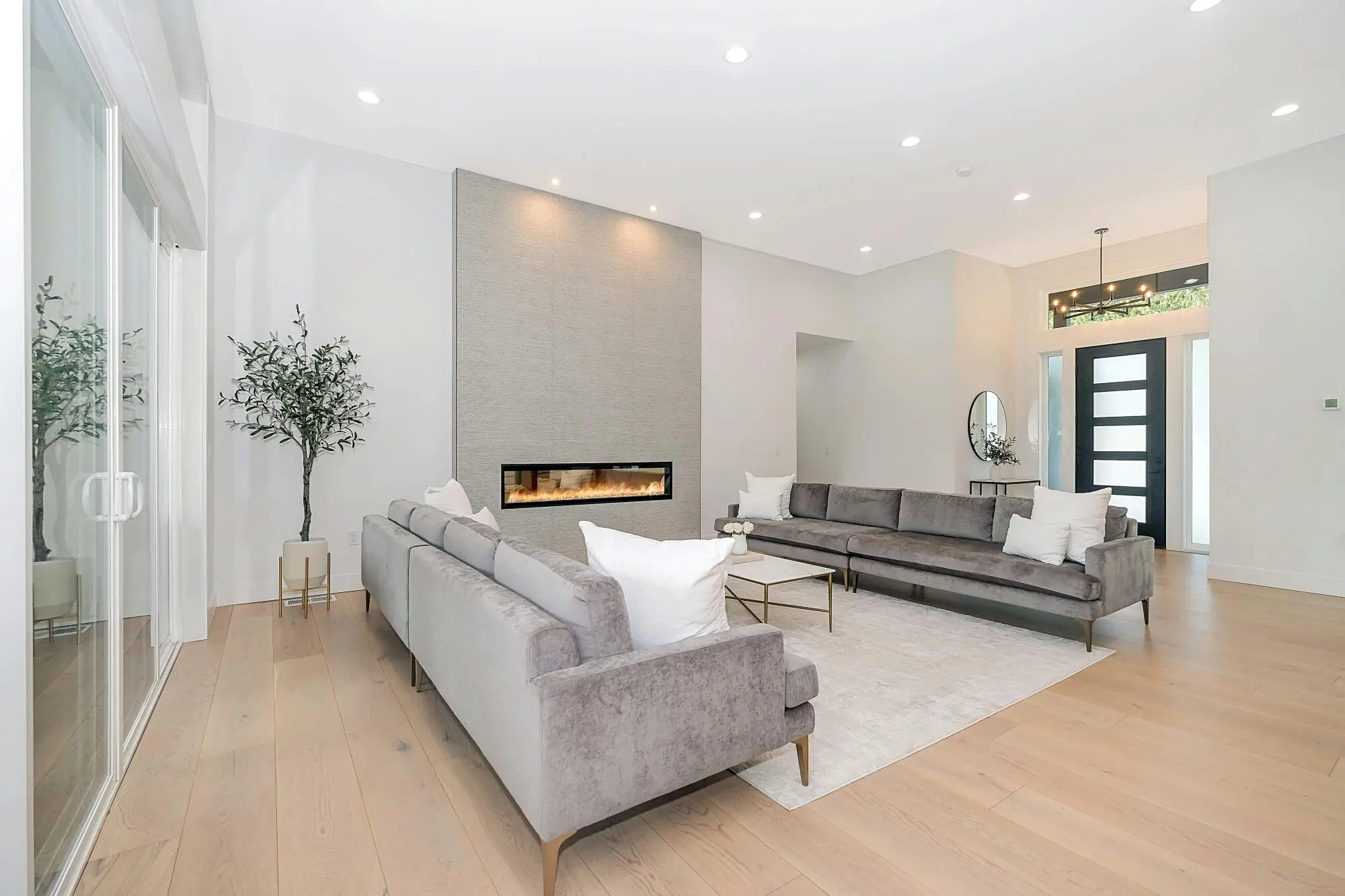 The Power of Home Staging: Transforming Your Property for Sale in Bedford, TX